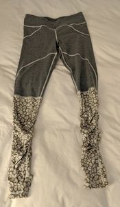 VIMMIA Gray Leopard Legging